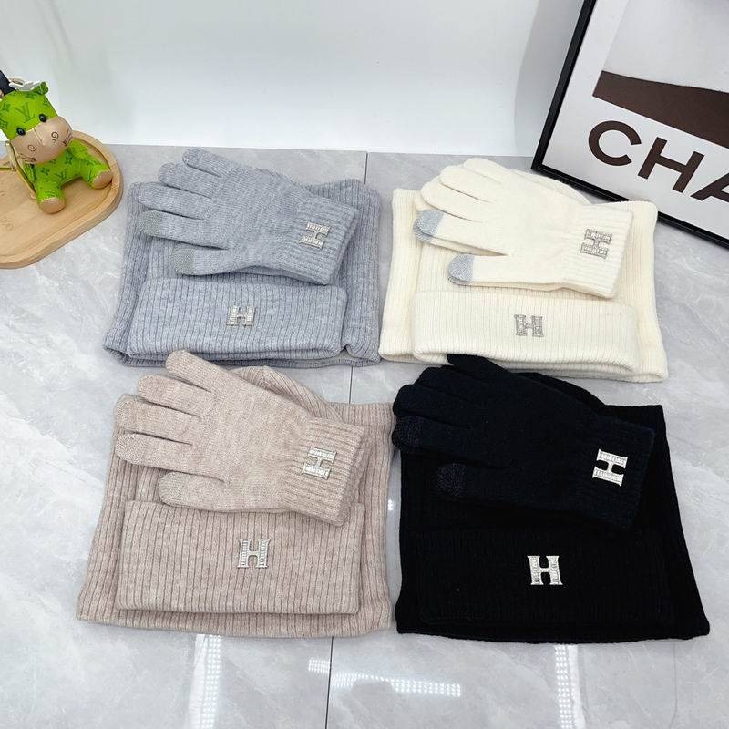 Hermes Scarf Gloves Hat 3pcs 0828